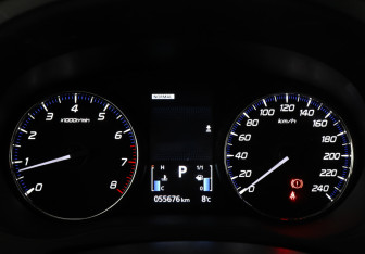 Подержанный автомобиль Mitsubishi Outlander 2021 года (9 фото)