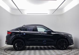 Подержанный автомобиль Geely Tugella 2023 года (4 фото)