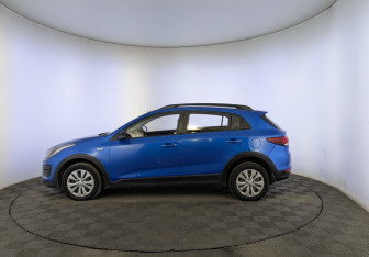 Подержанный автомобиль Kia Rio Hatchback 2019 года (8 фото)