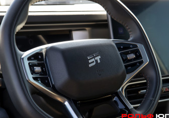 Подержанный автомобиль Jetour T2 2024 года (14 фото)