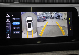 Подержанный автомобиль Evolute i-SPACE 2024 года (22 фото)