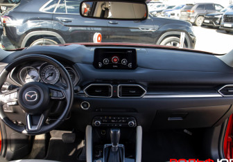 Подержанный автомобиль Mazda CX-5 2021 года (10 фото)