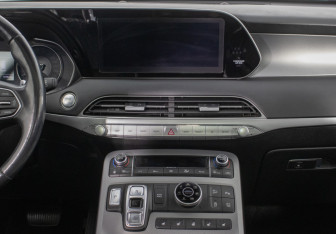 Подержанный автомобиль Hyundai Palisade 2019 года (15 фото)