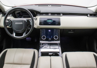 Подержанный автомобиль Land Rover Range Rover Velar 2018 года (13 фото)
