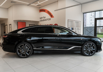 Новый Voyah Passion 2025 (8 фото)