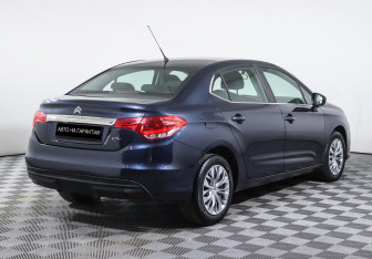 Подержанный автомобиль Citroen C4 Sedan 2016 года (3 фото)