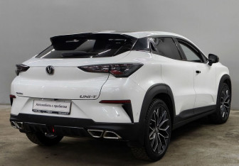 Подержанный автомобиль Changan UNI-T 2023 года (5 фото)