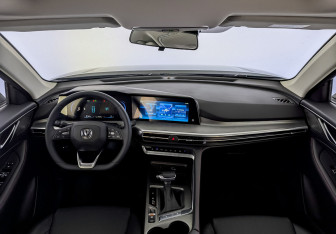 Подержанный автомобиль Changan CS35PLUS 2023 года (11 фото)