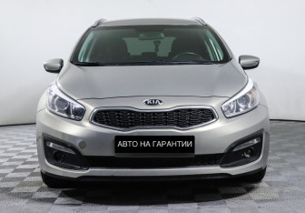 Подержанный автомобиль Kia Ceed Wagon 2017 года (2 фото)