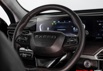 Подержанный автомобиль Exeed TXL 2023 года (17 фото)