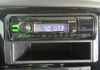 Подержанный автомобиль Mitsubishi Outlander 2014 года (15 фото)