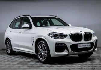 Подержанный автомобиль BMW X3 2018 года (3 фото)