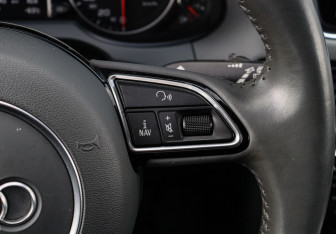 Подержанный автомобиль Audi Q5 2014 года (22 фото)