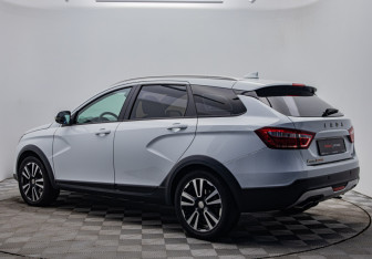 Подержанный автомобиль LADA (ВАЗ) Vesta Wagon 2018 года (3 фото)