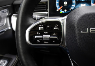 Подержанный автомобиль Jetour X70 2024 года (23 фото)