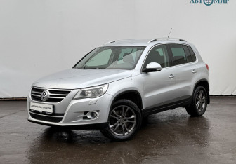 Подержанный автомобиль Volkswagen Tiguan 2009 года (1 фото)