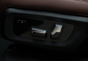 Подержанный автомобиль BMW X7 2019 года (12 фото)