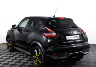 Подержанный автомобиль Nissan Juke 2017 года (7 фото)