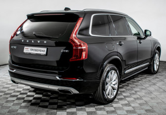 Подержанный автомобиль Volvo XC90 2016 года (5 фото)