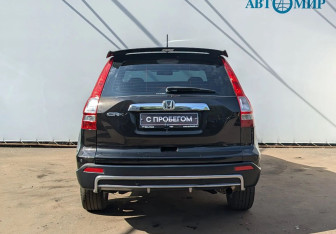 Подержанный автомобиль Honda CR-V 2009 года (6 фото)