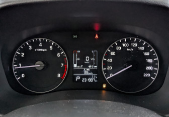 Подержанный автомобиль Hyundai Creta 2019 года (13 фото)