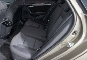 Подержанный автомобиль Hyundai i40 Wagon 2014 года (11 фото)