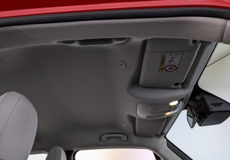 Подержанный автомобиль Jeep Renegade 2018 года (23 фото)