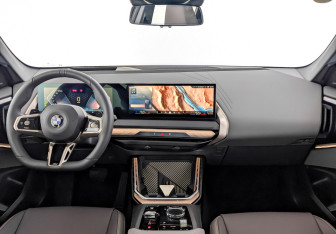 Новый BMW X3 2025 (10 фото)