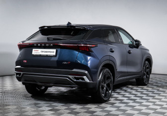 Подержанный автомобиль Omoda C5 2022 года (5 фото)