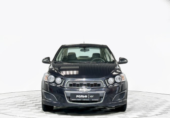 Подержанный автомобиль Chevrolet Aveo Sedan 2012 года (2 фото)