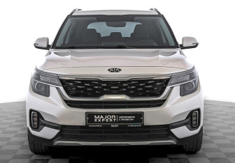 Подержанный автомобиль Kia Seltos 2021 года (2 фото)