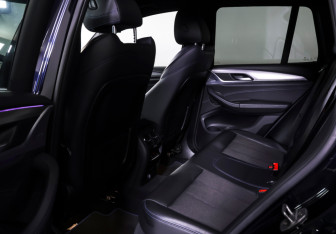 Подержанный автомобиль BMW X3 2019 года (12 фото)