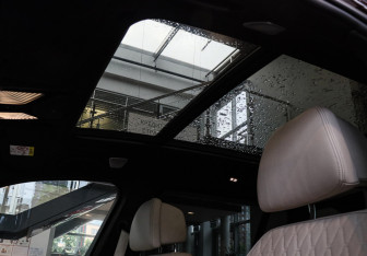 Подержанный автомобиль BMW X7 2020 года (19 фото)