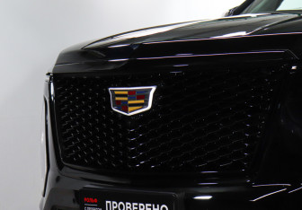 Подержанный автомобиль Cadillac Escalade Suv 2025 года (42 фото)