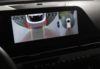 Подержанный автомобиль Omoda C5 2024 года (15 фото)