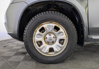 Подержанный автомобиль Nissan Terrano 2017 года (13 фото)