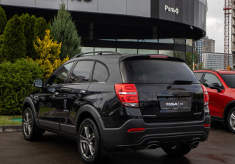 Подержанный автомобиль Chevrolet Captiva 2014 года (5 фото)