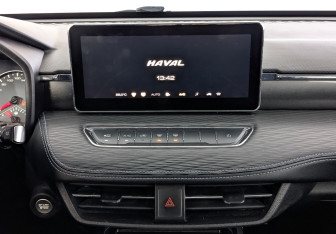 Подержанный автомобиль Haval Jolion 2022 года (17 фото)