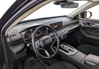 Подержанный автомобиль Haval Jolion 2022 года (15 фото)