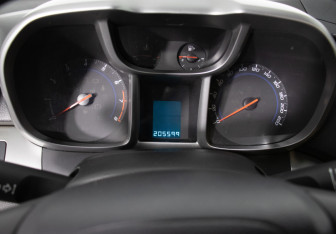 Подержанный автомобиль Chevrolet Orlando 2014 года (12 фото)