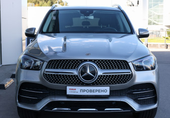Подержанный автомобиль Mercedes-Benz GLE 2019 года (2 фото)