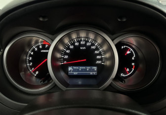 Подержанный автомобиль Suzuki Grand Vitara 2010 года (12 фото)