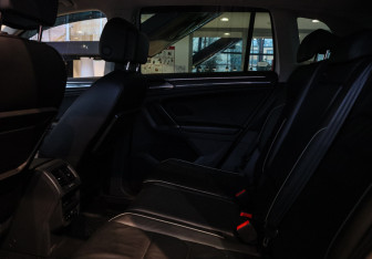 Подержанный автомобиль Volkswagen Tiguan 2018 года (9 фото)