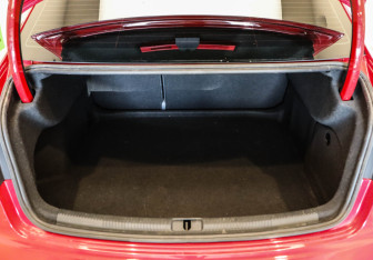 Подержанный автомобиль Audi A3 Sedan 2018 года (20 фото)