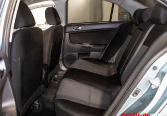 Подержанный автомобиль Mitsubishi Lancer Sedan 2007 года (10 фото)