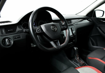 Подержанный автомобиль Skoda Rapid Liftback 2019 года (9 фото)