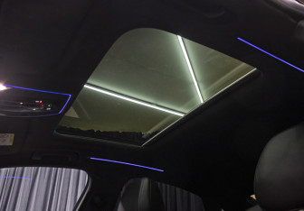 Подержанный автомобиль Audi A8 2018 года (22 фото)