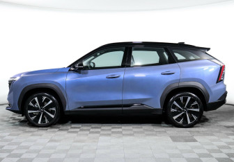 Подержанный автомобиль Geely Atlas 2024 года (3 фото)