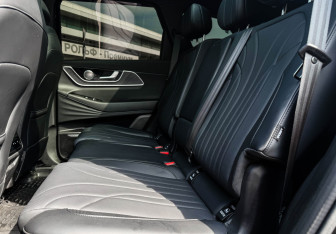 Подержанный автомобиль Chery Tiggo 9 2025 года (10 фото)