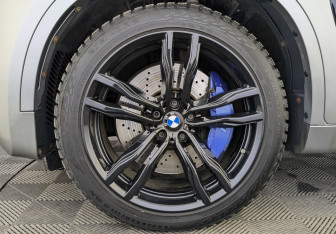 Подержанный автомобиль BMW X6 M 2016 года (12 фото)